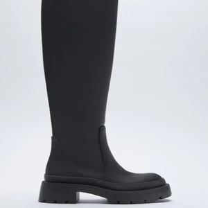 Zara stövlar - Säljer mina zara stövlar i storlek 38, endast använda 1 gång