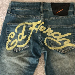 Ed Hardy jeans - Skit snygga ed Hardy jeans. Skick 9/10 