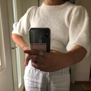 Stickad tröja - Superskön tröja verkligen! Sparsamt använd