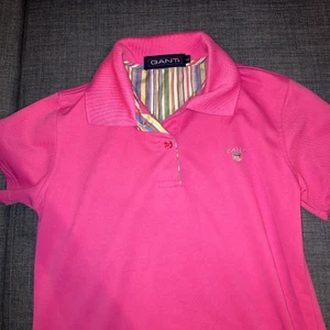 Gabt tröja - Säljer denna snygga gant tröja, sitter bra på mig som har xs men är i strl L, högsta budet är på 49kr+frakt!