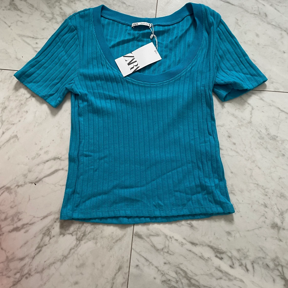 Blå tröja från Zara i storlek M - 90