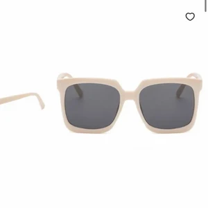 glasögon - solglasögon från zaful, felfria. köptes för 80 kr