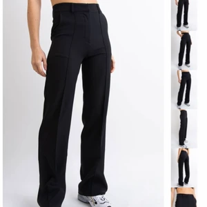 Madlady kostym byxor  - Säljer dessa fina svarta kostymbyxor för att dom är för stora och långa på mig!✨ str 36 L32, nypriset är 499kr jag säljer för 200kr, frakt är inte inräknat i priset!