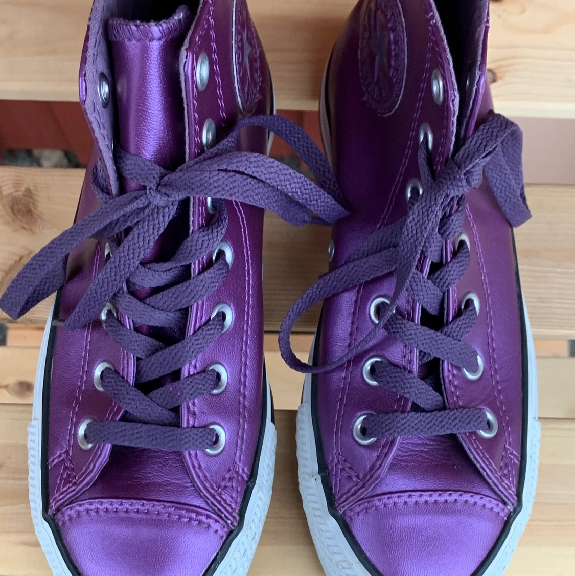 Converse i unik lila färg  - 90