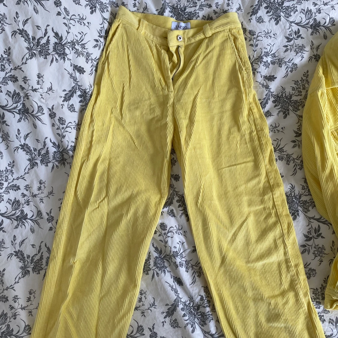 Junkyard Corduroy Jacket & Pants - 90