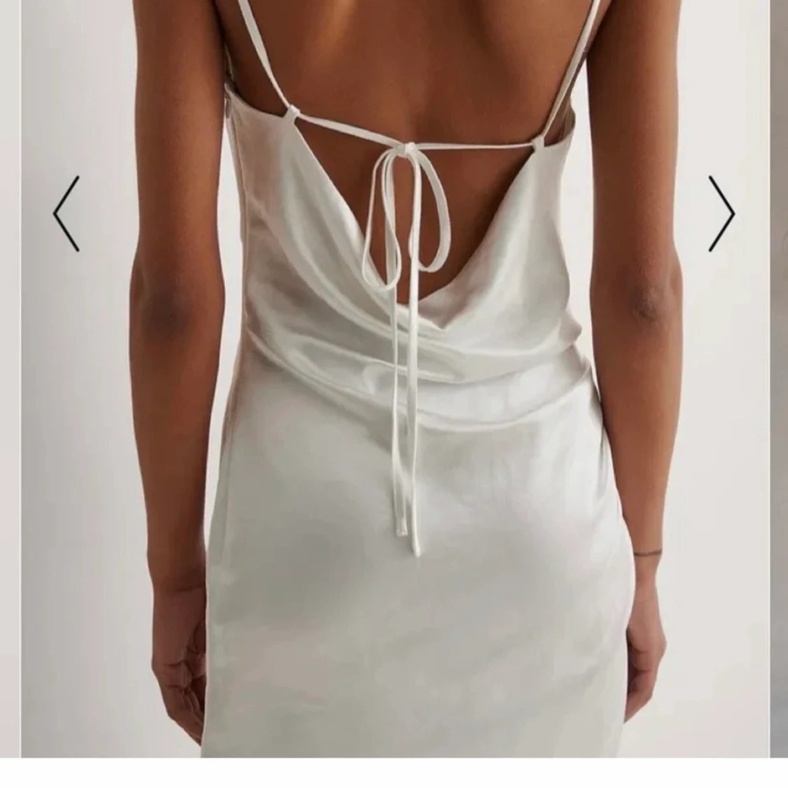 Vit Siden klänning  - 90