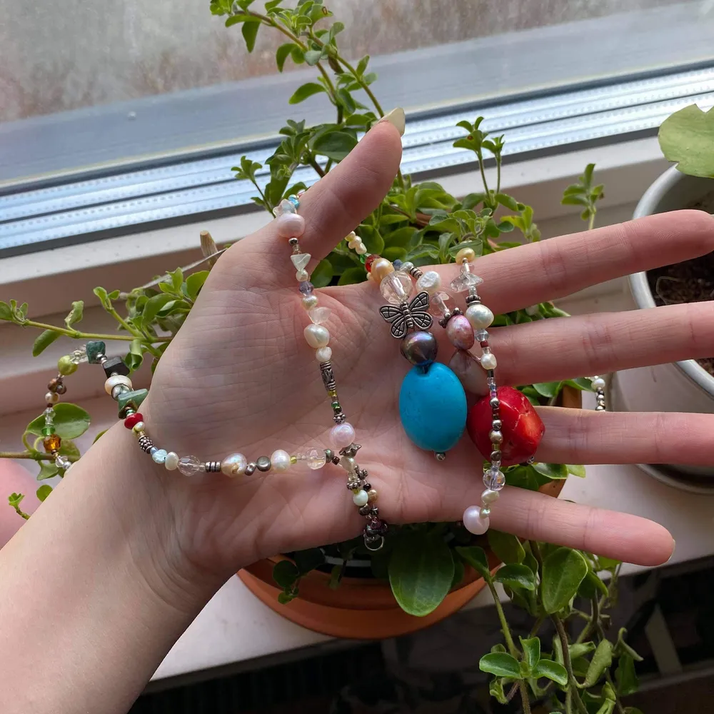 Jättefint smycke som går att använda som skärp och halsband ✨🦋 Funkar bra som skärp till mig (stl. 40) 🧚‍♀️ . Accessoarer.