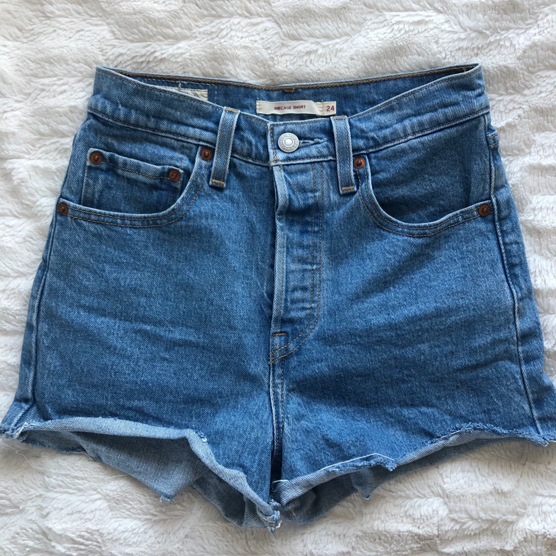 Levis shorts - 90