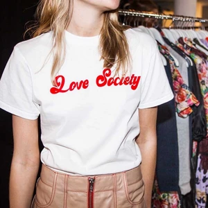 Ganni tshirt - Ganni tshirt fint skick, stl m