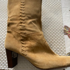 Mocka Stövlett - Mocka Stövlett Nyskick storlek 41 Pris : 150kr