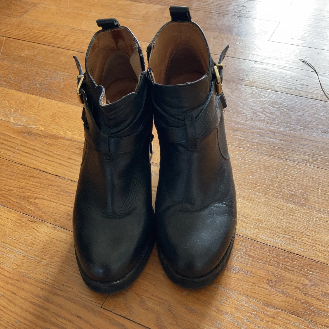 Skor, knappt använda strl 38