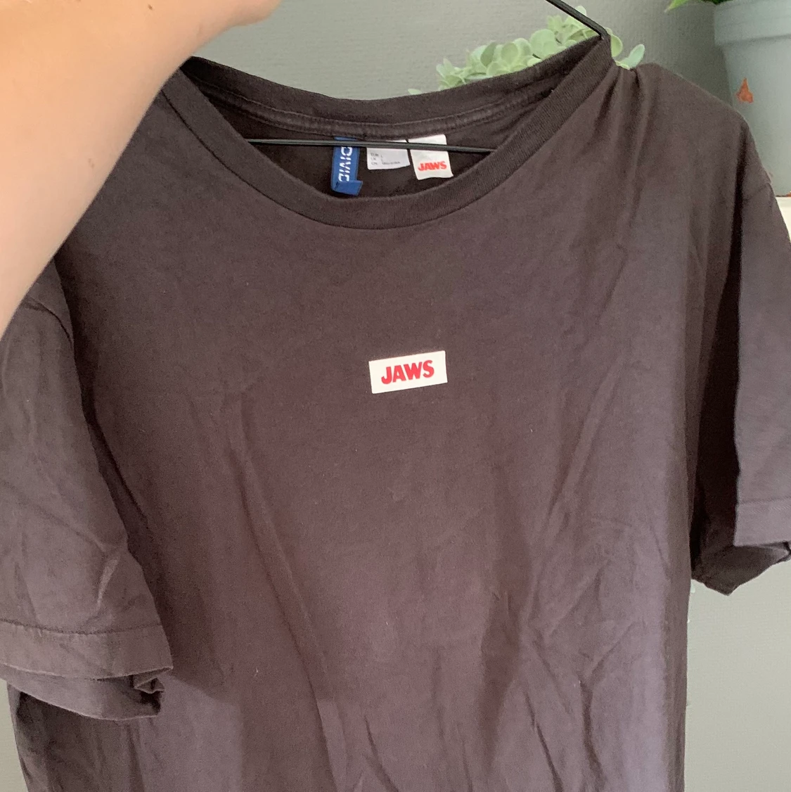 Mörkgrå JAWS t-shirt - 90