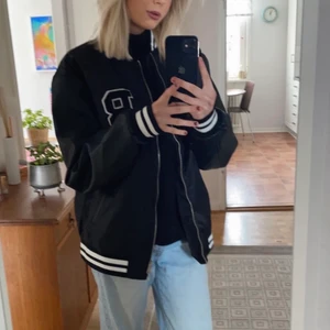 Collage jacka  - Bra skick