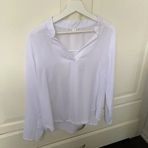 Vit blus  - Vit fräsch blus