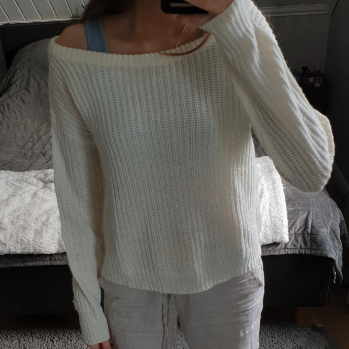 Off shoulder knitted sweater - 90
