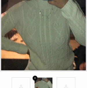 Stickad tröja  - Super fin stickad tröja från hm! Storlek 158-164 sitter som en S. Fin till hösten 