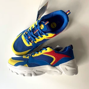 LIDL Limited edition 2021, size 42 - Brand new limited edition 2021 Lidl sneakers. Collectors edition. Size 42. Pick up in Malmö (Västra Hamnen or Kungsgatan 6)   Can be sent with PostNord as well :)