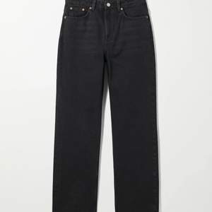 Weekday jeans i modellen Voyage, storlek 27/32 🥰