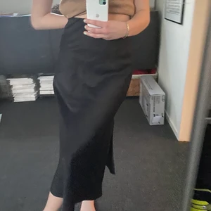 Satinkjol - Säljer då den inte används❤️