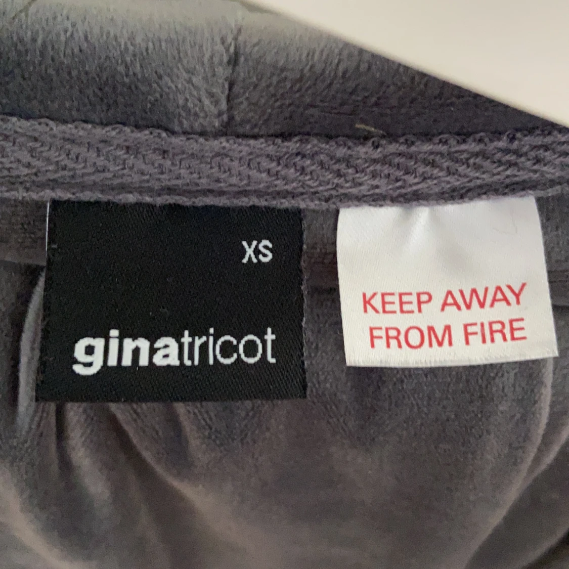  Gina Tricot dress/ grå  - 91