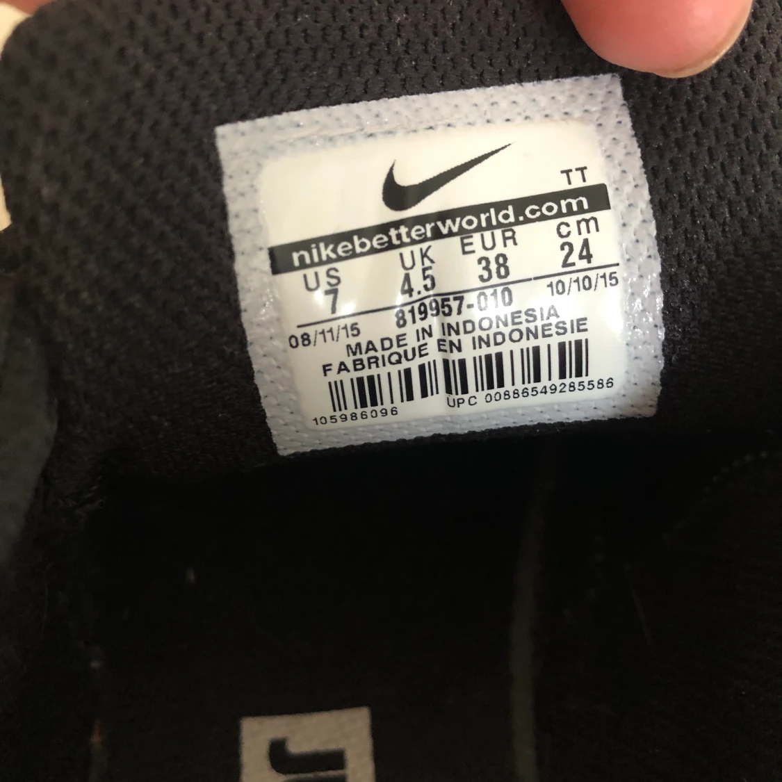 Nästan nya Nike skor  - 91