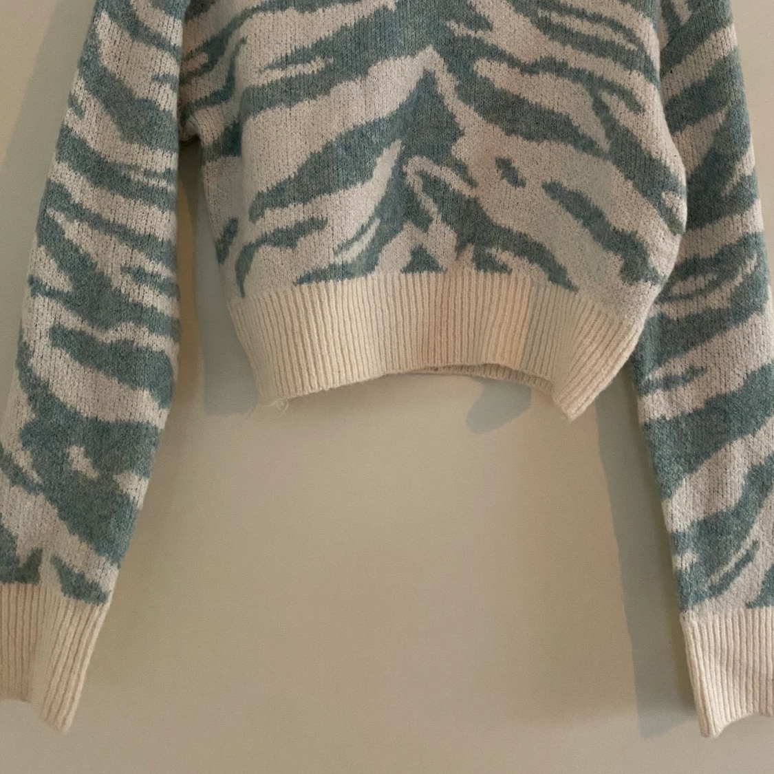 Stickad tröja från Shein, storlek S/36 - 90