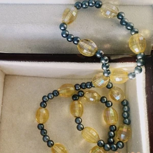 Vintage halsband  - Halsband gjort av vintage smycken från Esoe företaget. 