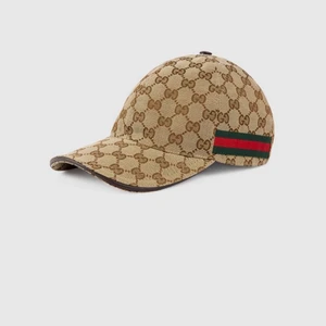 Gucci keps - Gucci keps använd några gånger låda o kvitto finns storlek m 58cm