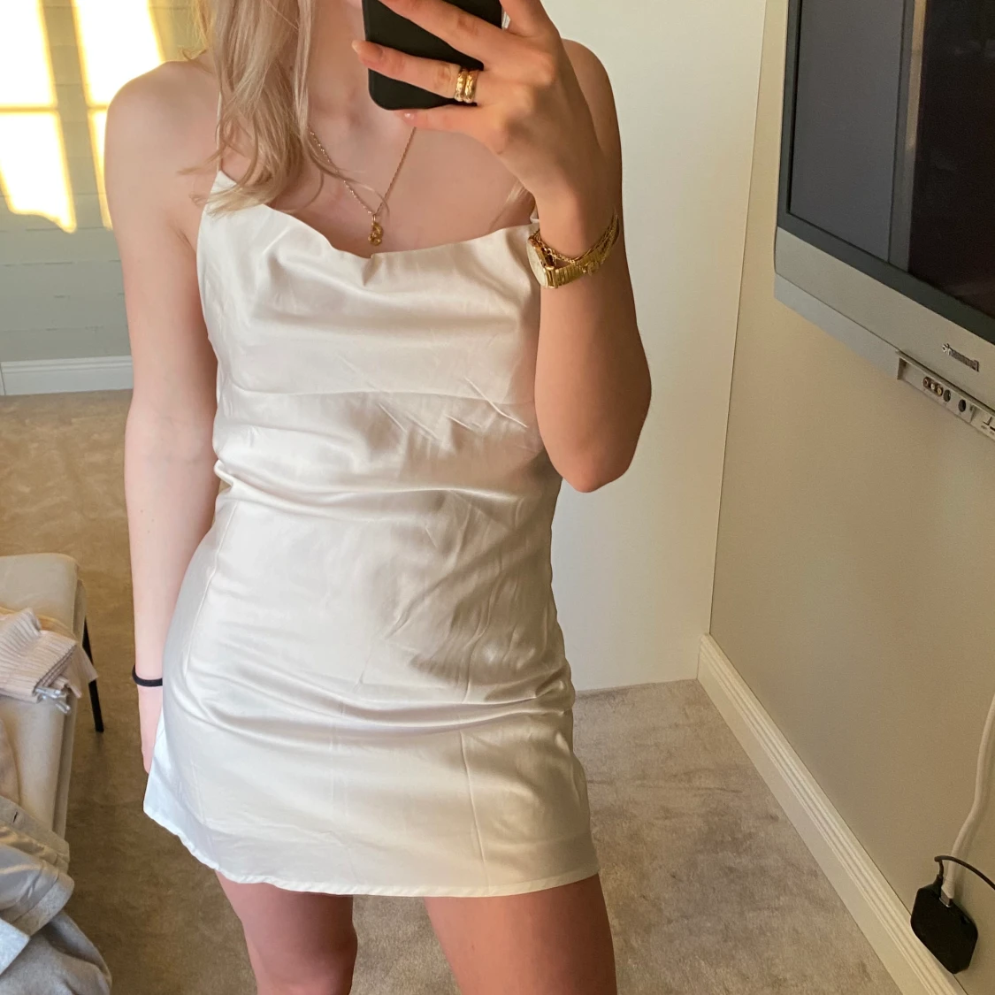 Satin klänning - 90