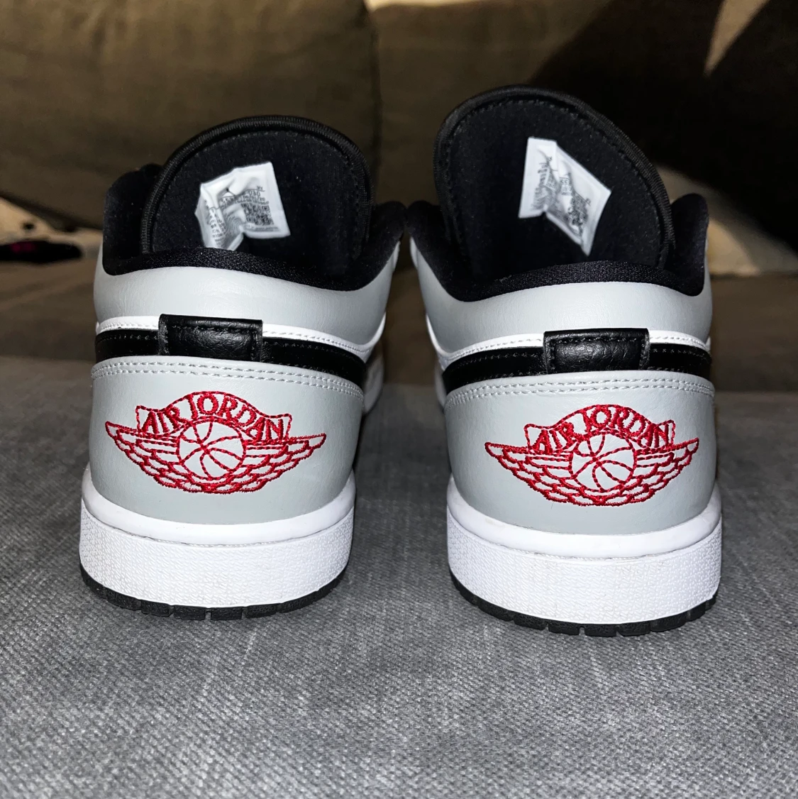 Jordan 1 low light smoke grey  - 90