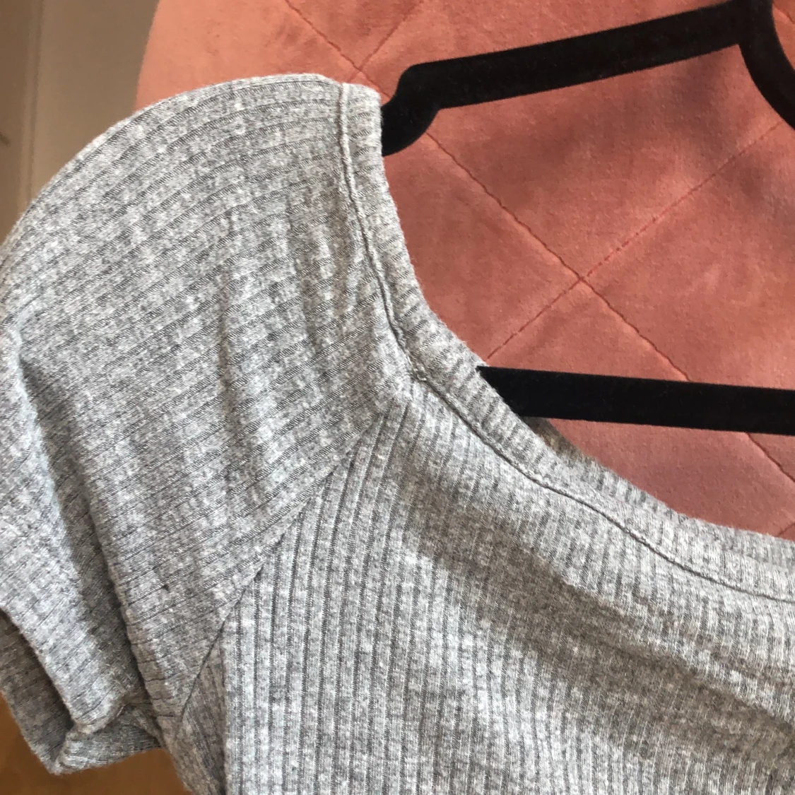 Grå croptop / magtröja | Medium - 91