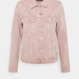 Rosa jeans jacka storlek L - Det är storlek L men det känns som M. Använd 2 gånger och i fint skick.