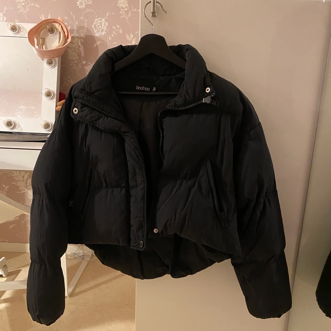 En höst/vinterjacka från BOOHOO
