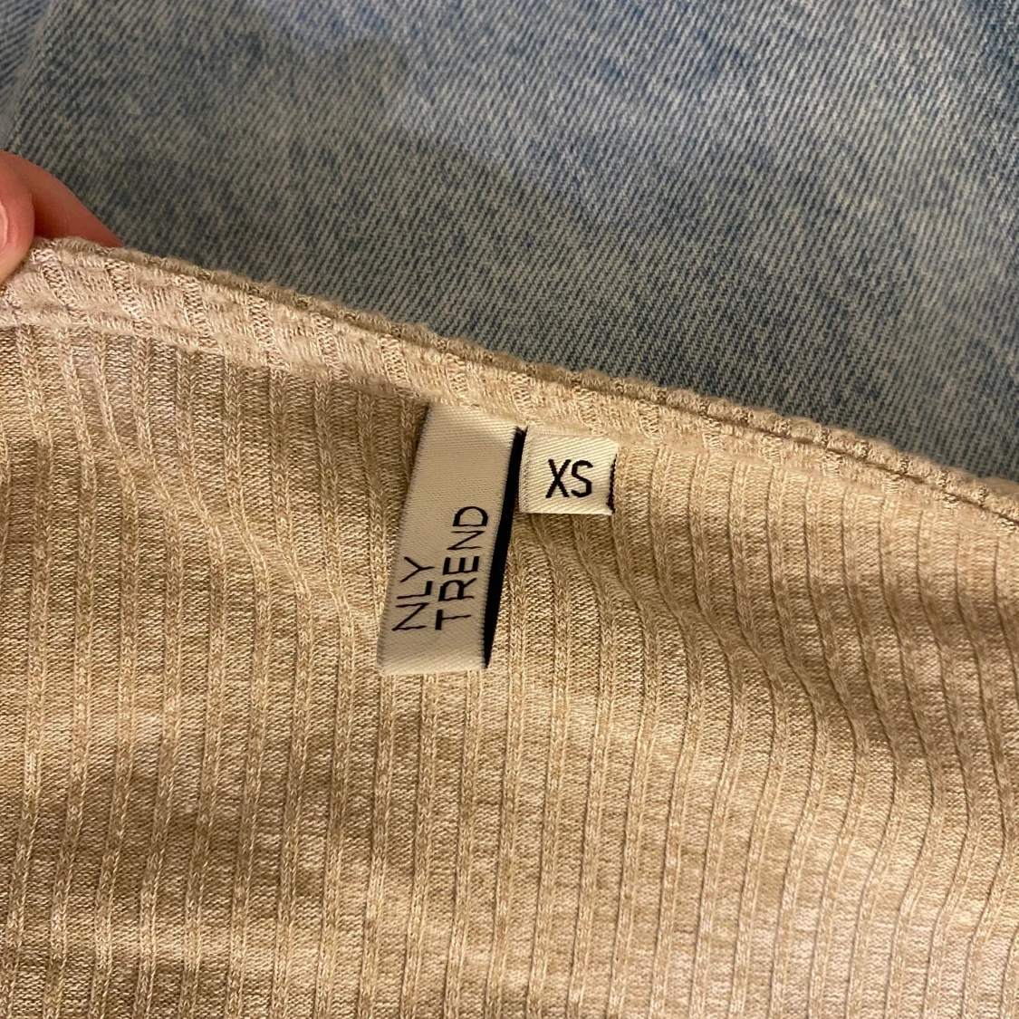 Kofta/tröja Nelly  - 91