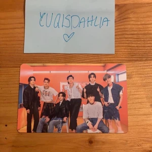 BTS PHOTOCARD - yuqisdahlia är min insta ,, 60 kr perfekt skick och officiellt kan också tradea för något på min wishlist (finns på min insta )