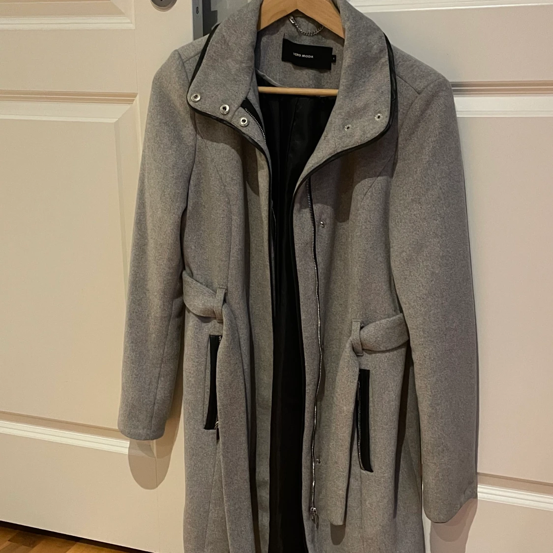 Grå jättefin kappa