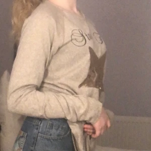 Grå tröja - Grå fin, mysig tröja 