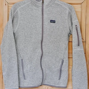 Patagonia better sweater  - Så skön och fin tröja. Storlek S dam. Fint begagnat skick.