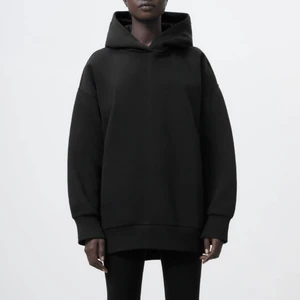 Hoodie  - Från Zara, väldigt fint skick. Slutsåld på hemsidan!!💞💞 nypris 259kr