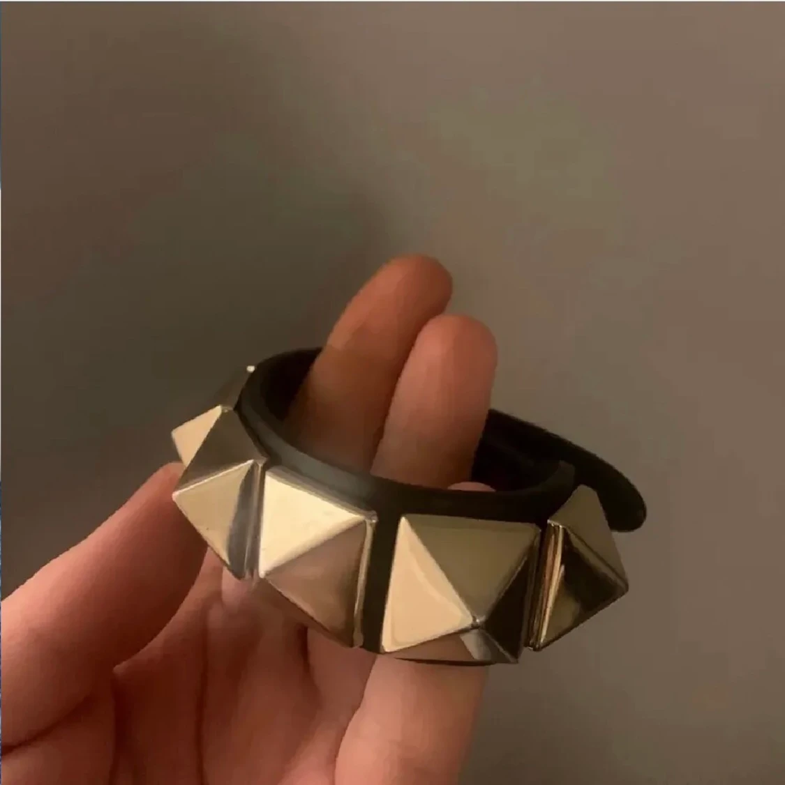 Valentino armband  - 90