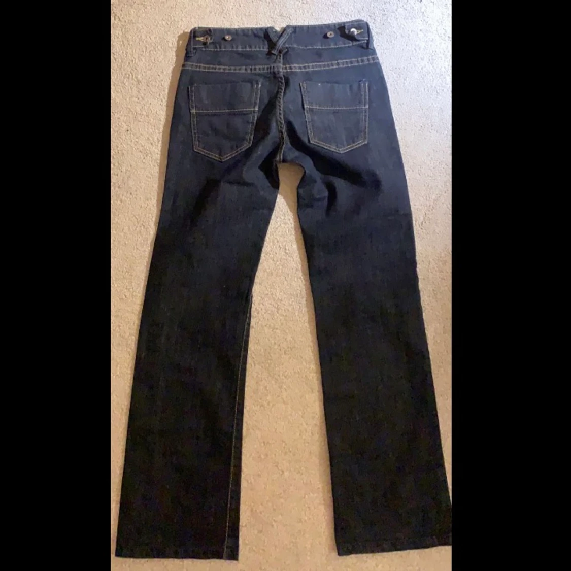 lågmidjade jeans 👖  - 90