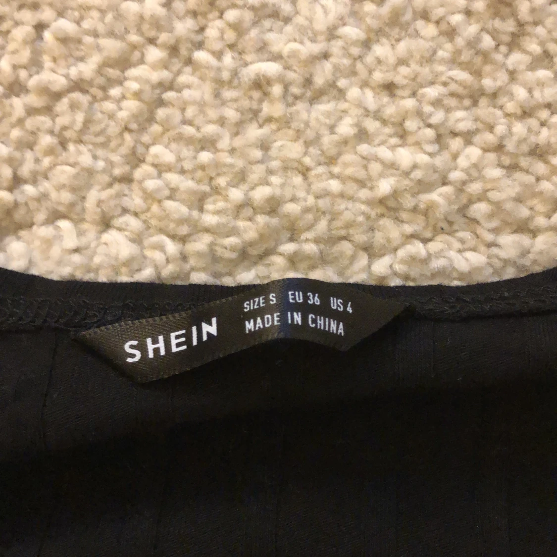 Shein tröja storlek S