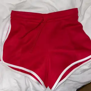 S-storlek shorts, Zara