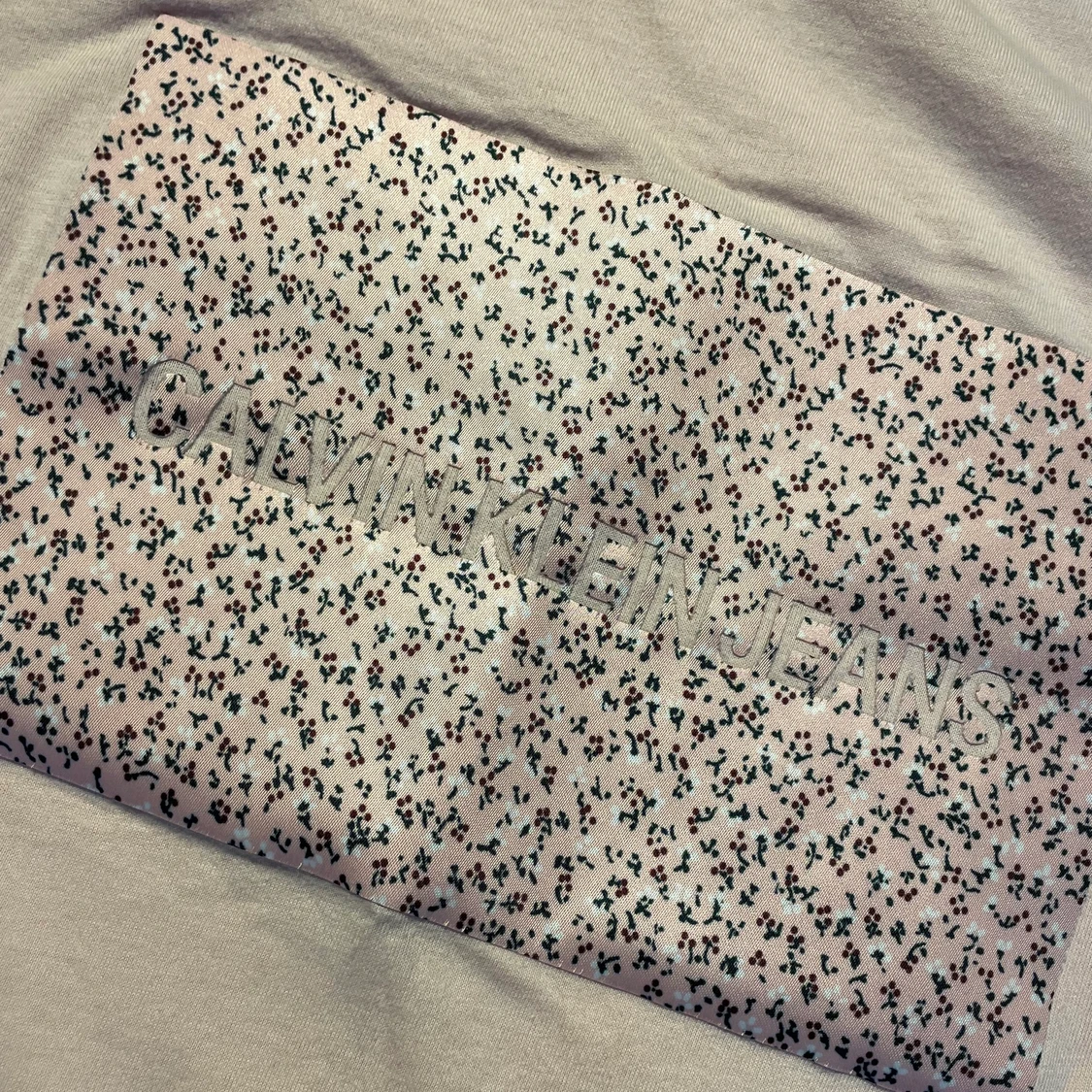 T-SHIRT CALVIN KLEIN JEANS - 90