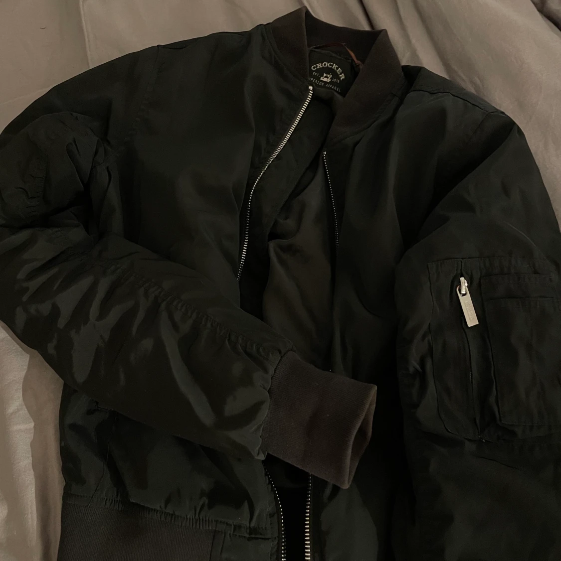 Bomberjacka crocker