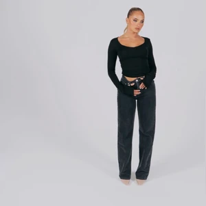 Jeans adsgn - Säljer dessa slutsålda jeans från Adsgn, säljer då jag köpte fel storlek❤️❤️