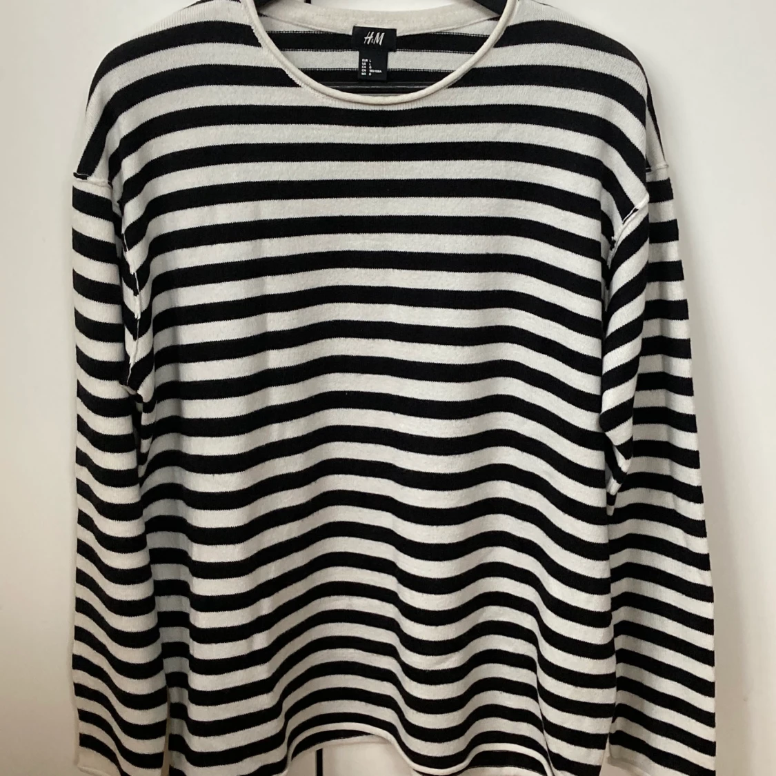 Randig långärmad tröja (stickad)