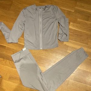 Set - Grått set i stl S 