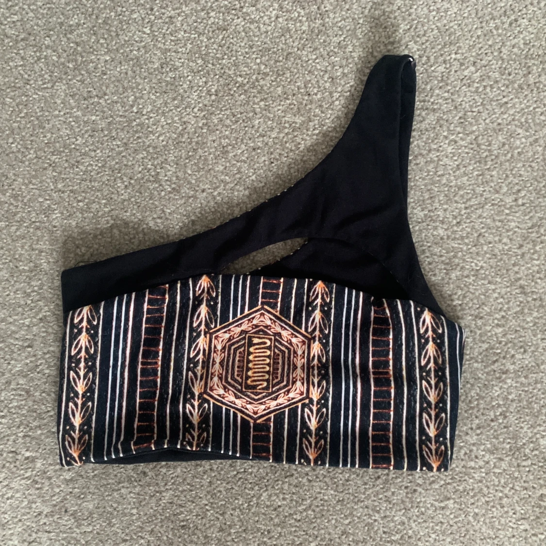 WOLVEN sport top  - 90