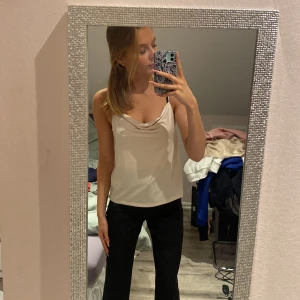 Siden linne - Väldigt fint rosé färgat linne som inte kommer till användning ❤️❤️